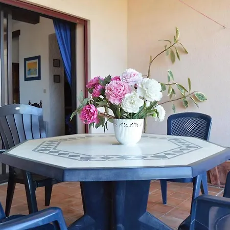 3 Pieces 5 Couchages Sur Bn000-017 * Banyuls-sur-Mer