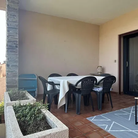 3 Pieces 5 Couchages Sur Bn000-017 * Banyuls-sur-Mer