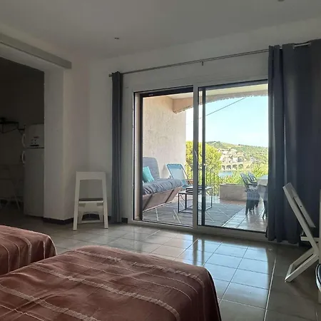Apartment 3 Pieces 5 Couchages Sur Bn000-017 Banyuls-sur-Mer